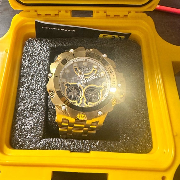 Invicta Reserve Double Balance power